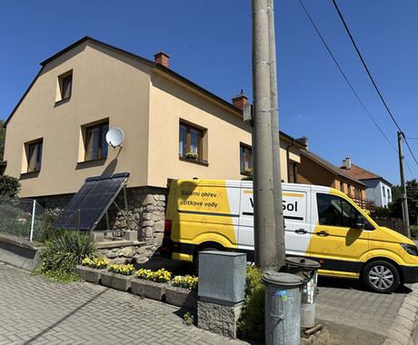 Reference 3x kolektor VS 10 T na ohřev užitkové vody v RD 